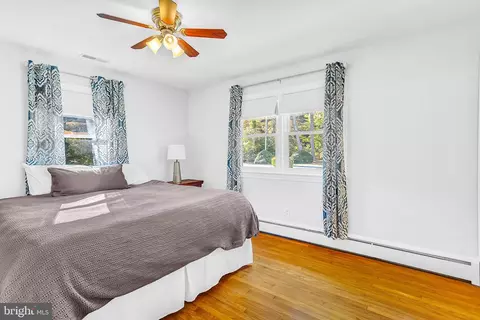 Bedroom - 421 Pine Bluff Rd, Salisbury, MD 21801 photo 2 of 6
