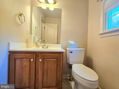 Bath - 30100 Providence Dr, Salisbury, MD 21804 photo 2 of 10