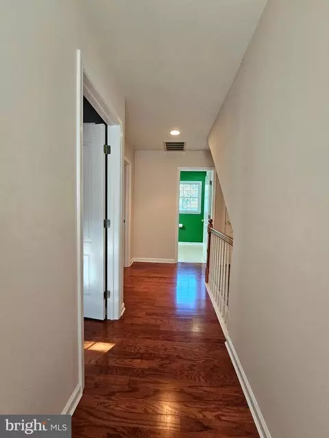 Entry Way - 30100 Providence Dr, Salisbury, MD 21804 photo 12 of 13