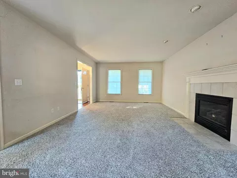 Living - 30100 Providence Dr, Salisbury, MD 21804 photo 1 of 4