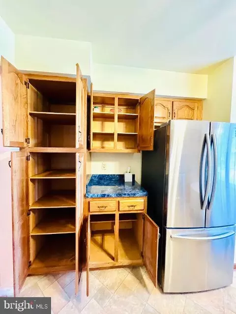 1000 E Schumaker Manor Dr, Salisbury, MD 21804 photo 8