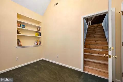 Entry Way - 5437 Loch Ness Ter, Salisbury, MD 21801 photo 10 of 12