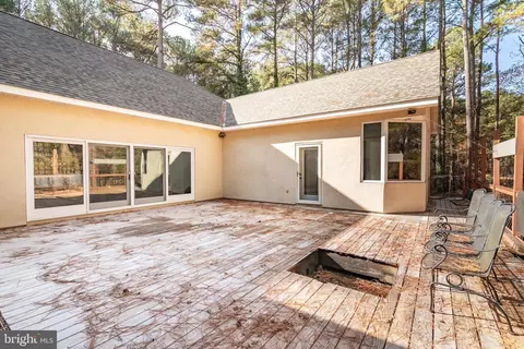 Exterior - 27268 Riverside Drive Ext, Salisbury, MD 21801 photo 10 of 13