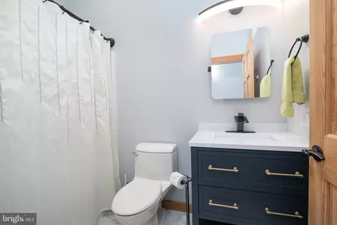 Bath - 27268 Riverside Drive Ext, Salisbury, MD 21801 photo 1 of 13