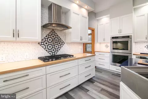 Kitchen - 27268 Riverside Drive Ext, Salisbury, MD 21801 photo 5 of 8