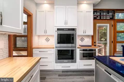 Kitchen - 27268 Riverside Drive Ext, Salisbury, MD 21801 photo 4 of 8