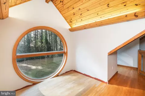 Entry Way - 27268 Riverside Drive Ext, Salisbury, MD 21801 photo 8 of 9