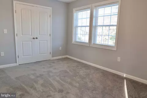 Bedroom - 516 Bailey Ln, Salisbury, MD 21801 photo 1 of 2