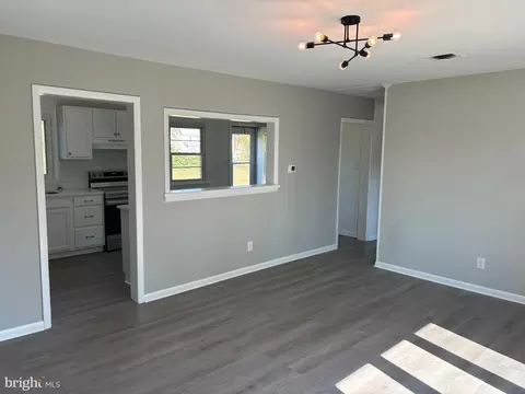 Living - 103 Downing St, Hebron, MD 21830 photo 2 of 2