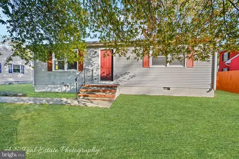 3 W Pine St, Delmar, MD 21875