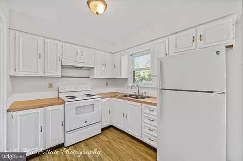 Kitchen - 3 W Pine St, Delmar, MD 21875 photo 1 of 1