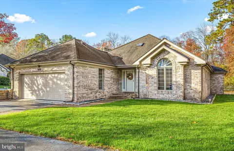 669 N Park Dr, Salisbury, MD 21804