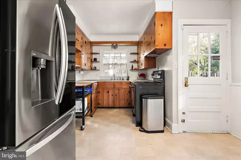 Kitchen - 228 S Clairmont Dr, Salisbury, MD 21801 photo 1 of 3