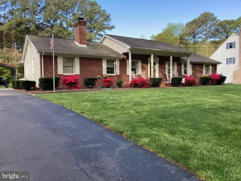 904 S Park Dr, Salisbury, MD 21804