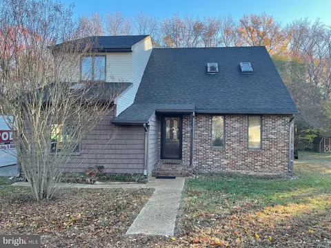 5579 Channel Dr, Salisbury, MD 21801