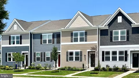 883 Mersey Ln, Salisbury, MD 21801