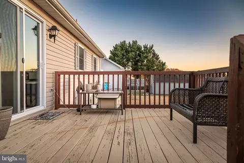 Exterior - 122 Chapel Branch Dr, Hebron, MD 21830 photo 5 of 7