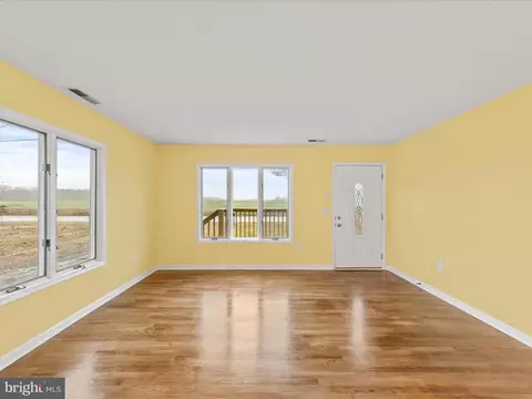 27390 Log Cabin Rd, Hebron, MD 21830 photo 5