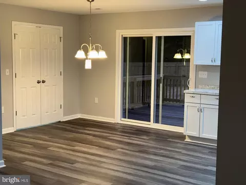 Entry Way - 406 Bailey Ln, Salisbury, MD 21801 photo 3 of 4