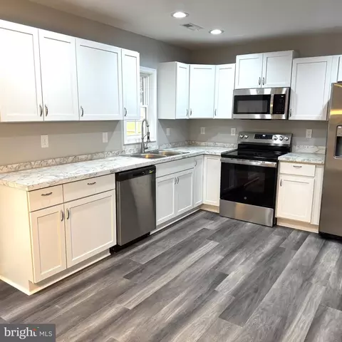 Kitchen - 406 Bailey Ln, Salisbury, MD 21801 photo 5 of 7