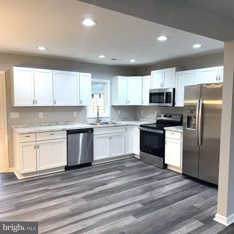 Kitchen - 406 Bailey Ln, Salisbury, MD 21801 photo 6 of 7