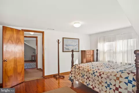 Bedroom - 4541 Tyaskin Rd, Tyaskin, MD 21865 photo 3 of 9