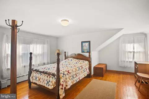 Bedroom - 4541 Tyaskin Rd, Tyaskin, MD 21865 photo 6 of 9