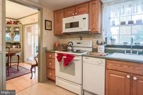 Kitchen - 1107 Frederick Ave, Salisbury, MD 21801 photo 2 of 3