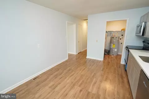 Entry Way - 28144 Stanford Rd, Eden, MD 21822 photo 4 of 7