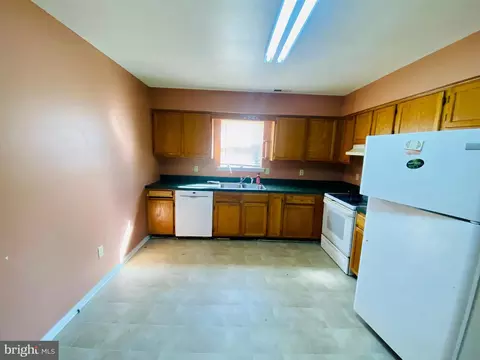 Other - 411 Dover St, Salisbury, MD 21804 photo 2 of 10
