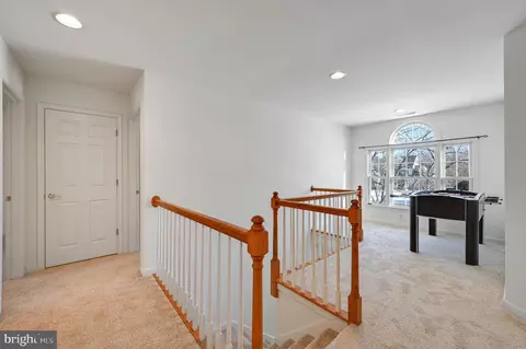 Entry Way - 5184 River Cir, Quantico, MD 21856 photo 6 of 7