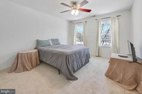 Bedroom - 5184 River Cir, Quantico, MD 21856 photo 2 of 2