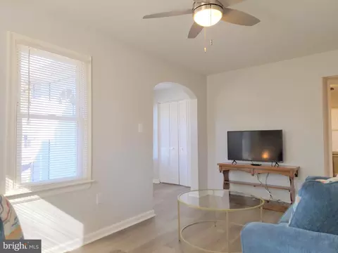 Living - 713 Roger St, Salisbury, MD 21804 photo 1 of 3