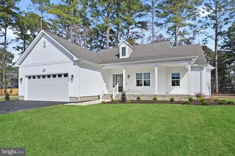 120 Holly Hill Ct, Fruitland, MD 21826