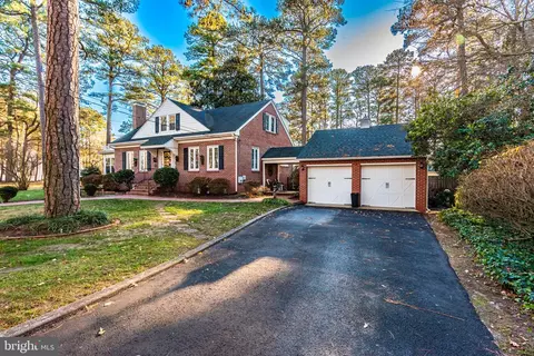 Exterior - 514 N Pinehurst Ave, Salisbury, MD 21801 photo 3 of 15
