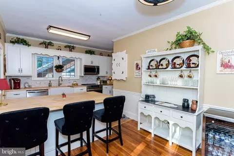 Kitchen - 514 N Pinehurst Ave, Salisbury, MD 21801 photo 1 of 6