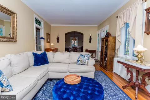 Living - 514 N Pinehurst Ave, Salisbury, MD 21801 photo 1 of 3
