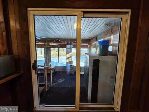 Exterior - 307 Brookview Dr, Salisbury, MD 21804 photo 1 of 8