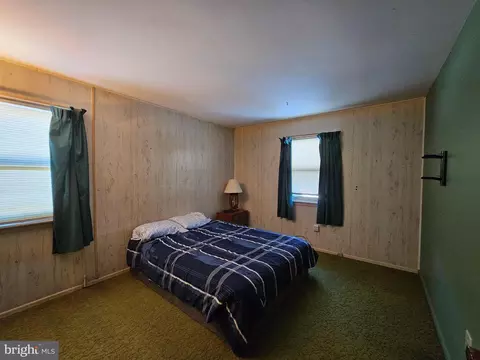 Bedroom - 307 Brookview Dr, Salisbury, MD 21804 photo 5 of 8