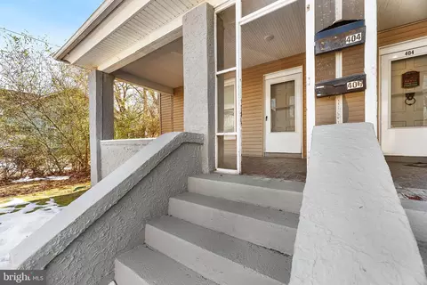 404-406 E Pine St, Delmar, MD 21875 photo 2