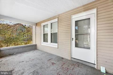 404-406 E Pine St, Delmar, MD 21875 photo 3