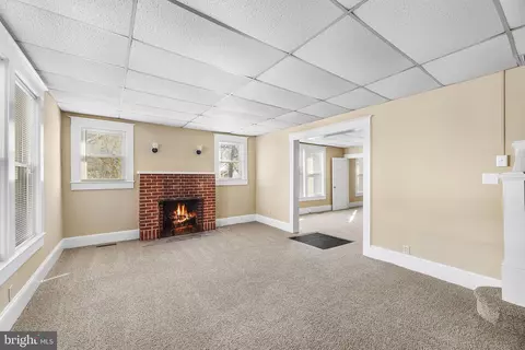 404-406 E Pine St, Delmar, MD 21875 photo 11
