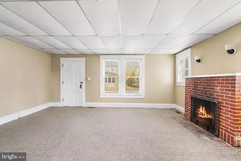 404-406 E Pine St, Delmar, MD 21875 photo 12