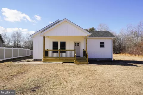 7498 Truitt St, Pittsville, MD 21850