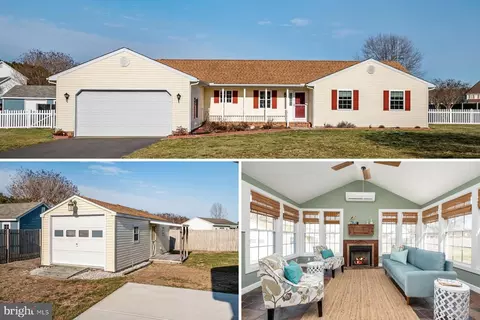 7747 Country Creek Dr, Hebron, MD 21830