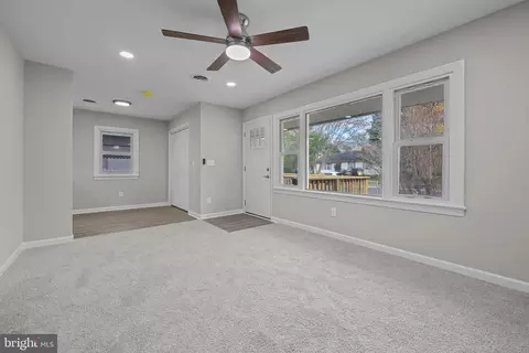 Entry Way - 114 Shamrock Dr, Salisbury, MD 21804 photo 3 of 5