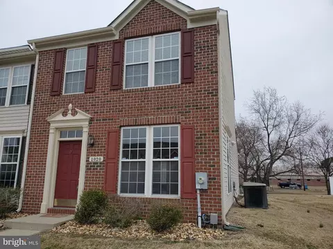 1020 Meadow View Dr, Salisbury, MD 21804