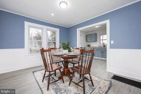 Dining - 501 E Lincoln Ave, Salisbury, MD 21801 photo 1 of 2