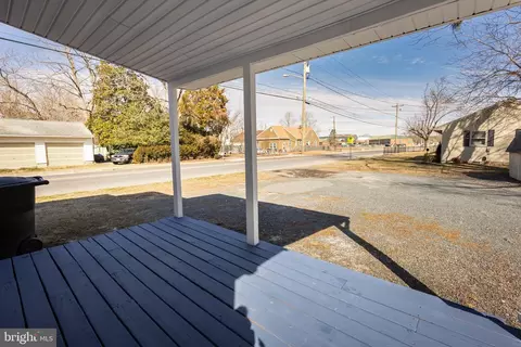 Exterior - 501 E Lincoln Ave, Salisbury, MD 21801 photo 8 of 12