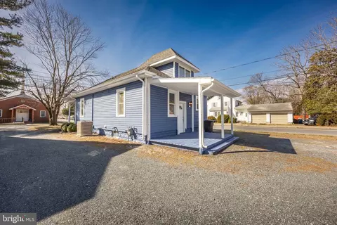 Exterior - 501 E Lincoln Ave, Salisbury, MD 21801 photo 6 of 12